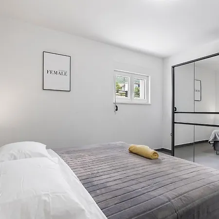Marta Otel Kaštel Sućurac